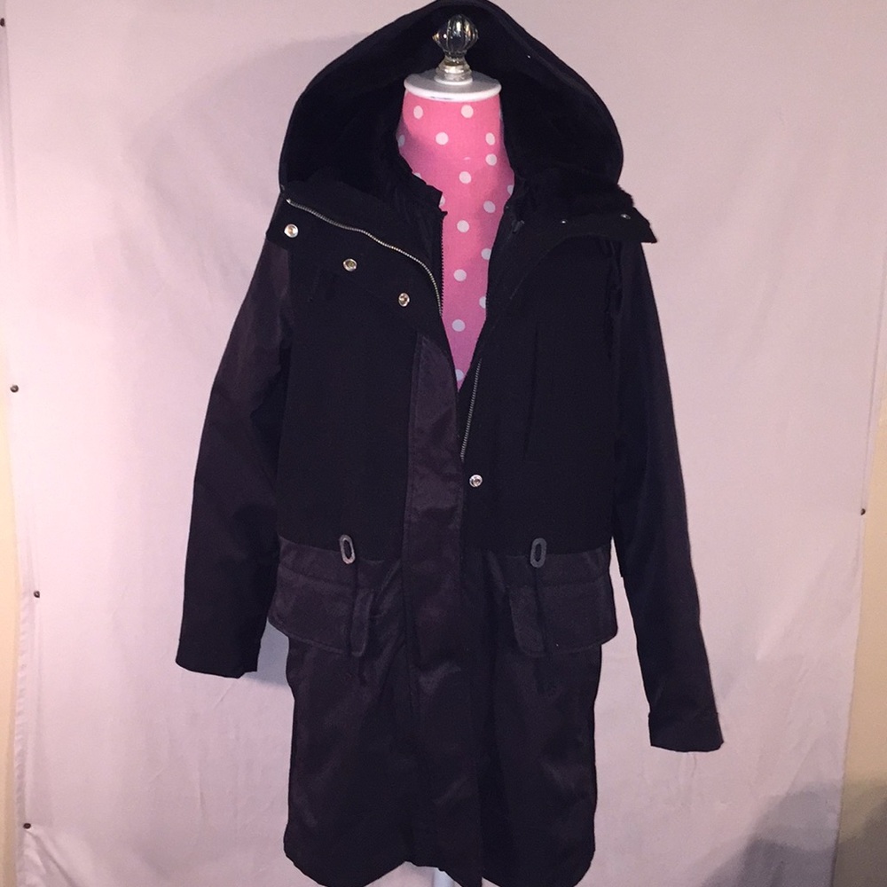 Gap SzS blk winter coat w plush faux fur hood